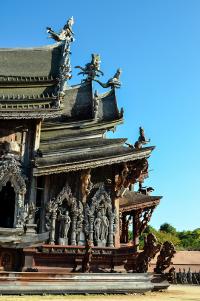 Wooden_Temple_08a