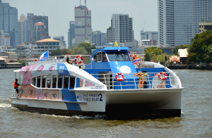 tourist boat bangkok
